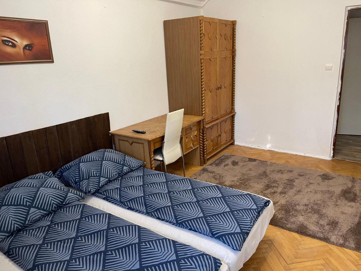 米什科尔茨Szimpla Apartman公寓 外观 照片