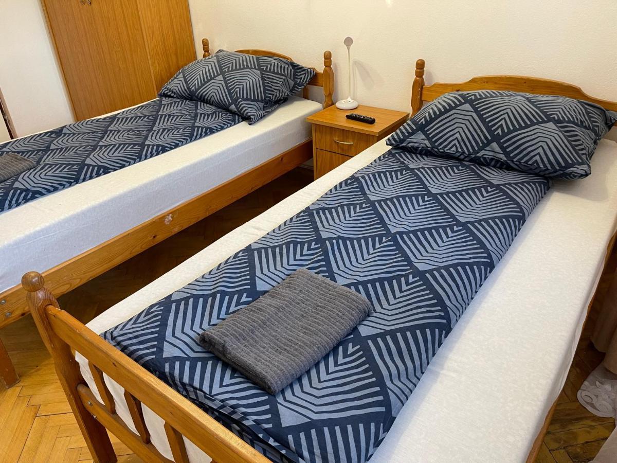 米什科尔茨Szimpla Apartman公寓 外观 照片