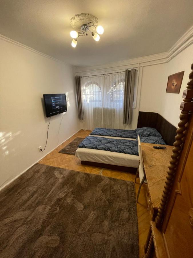 米什科尔茨Szimpla Apartman公寓 外观 照片